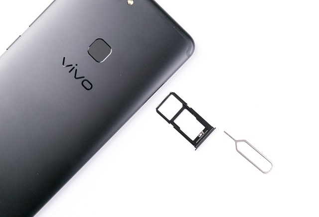 vivo X20拆机图解 3分钟看懂vivo X20做工如何