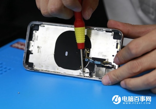 iPhone X拆机图解 深扒苹果iPhoneX做工如何