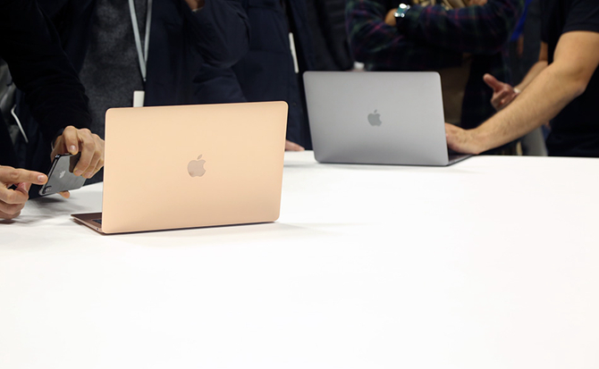 苹果新MacBook Air现场实拍图赏：更窄的边框之内